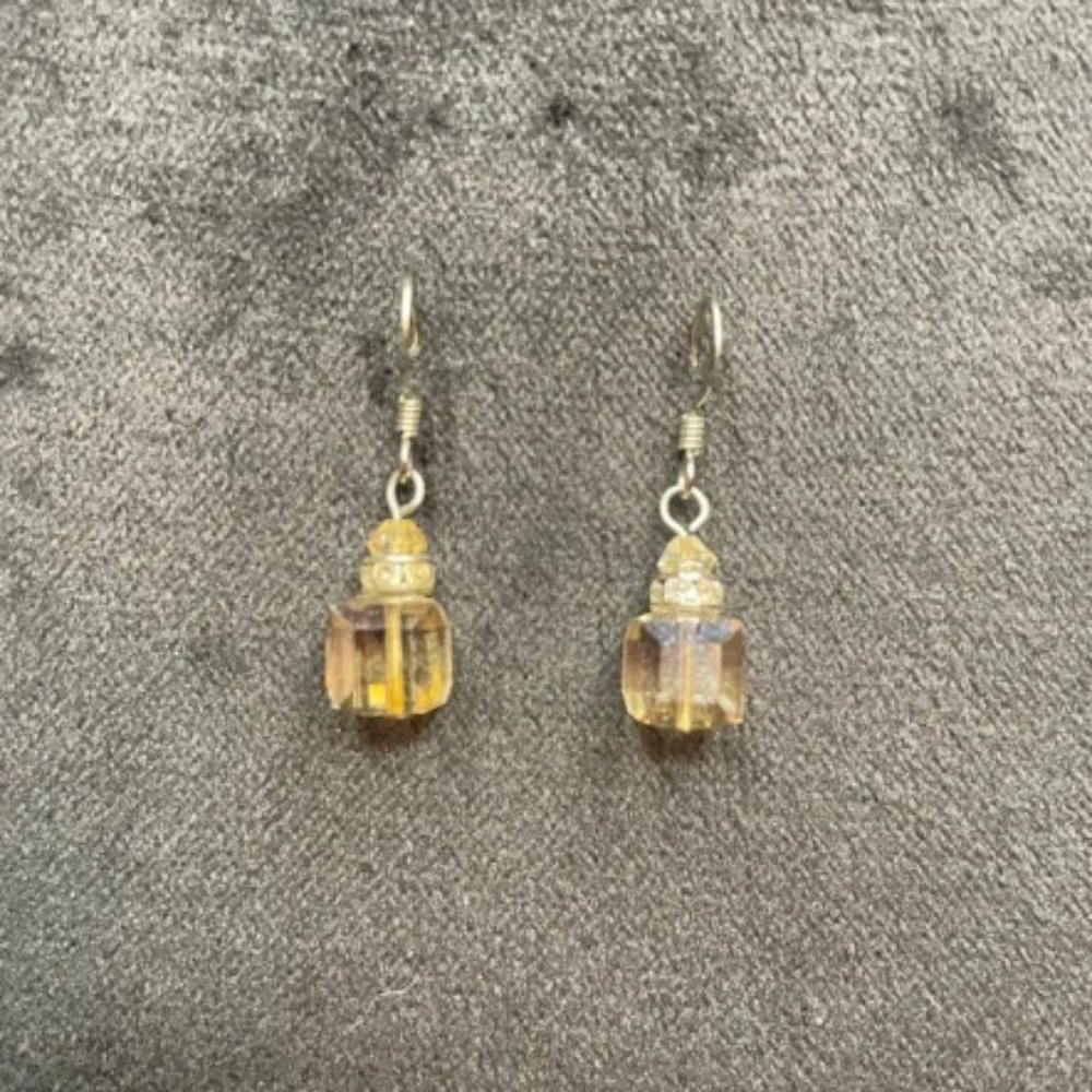 EUC - Square Topaz Pierced Earrings